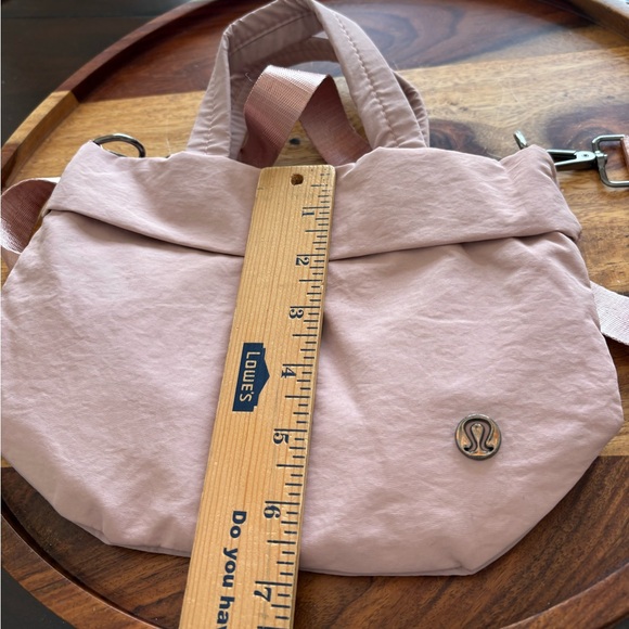 Lululemon Crossbody Handbag Never used, only stored - Picture 14 of 14